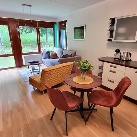 Vallikraavi * Тарту